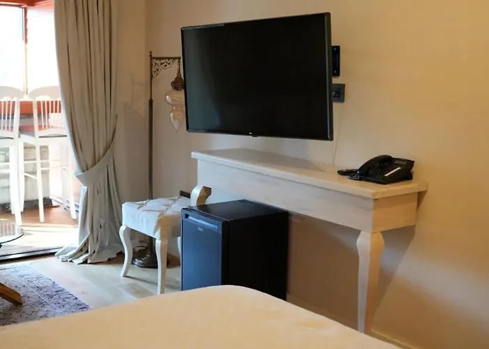 Le Hotel